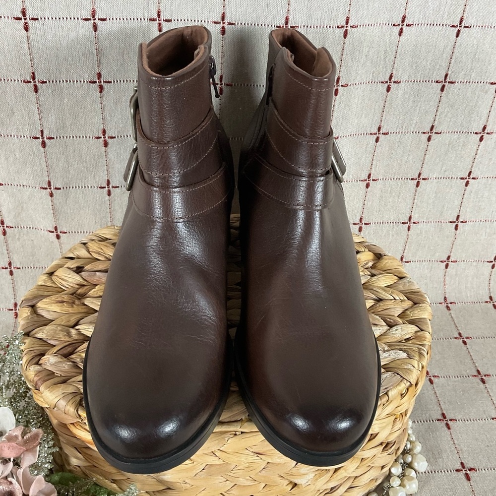 Clarks Collection Ultimate Comfort “Hollis Pearl” Mahogany Leather Ankle Boot 10 - Picture 3 of 7